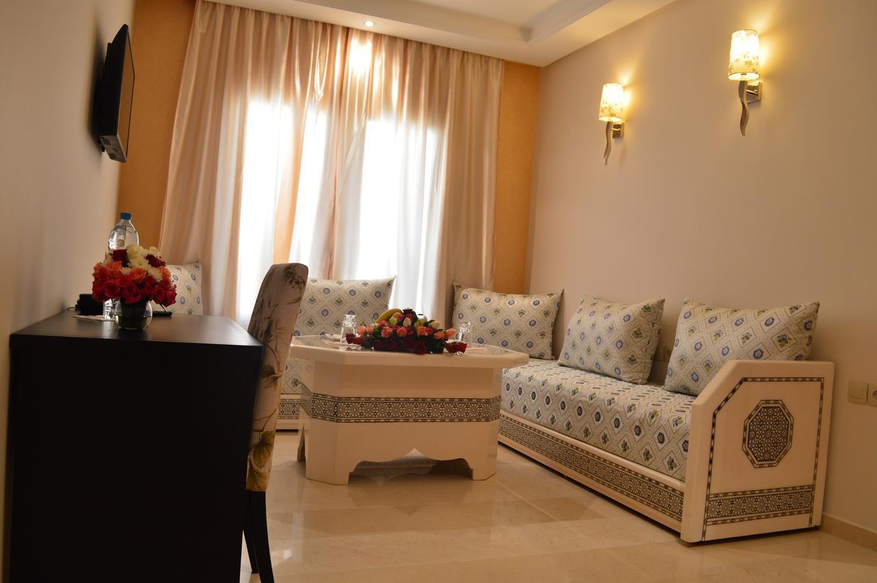 Hotel La Luna Beni Mellal Exterior photo
